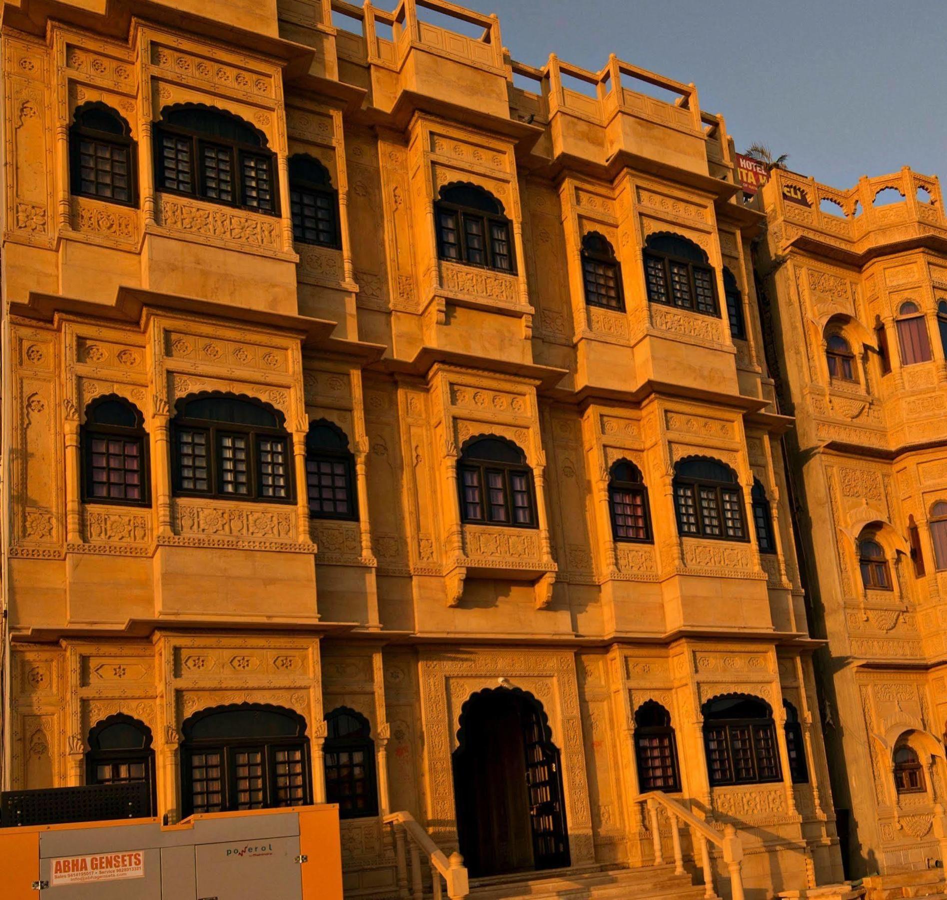 Hotel The Golden House Jaisalmer Buitenkant foto