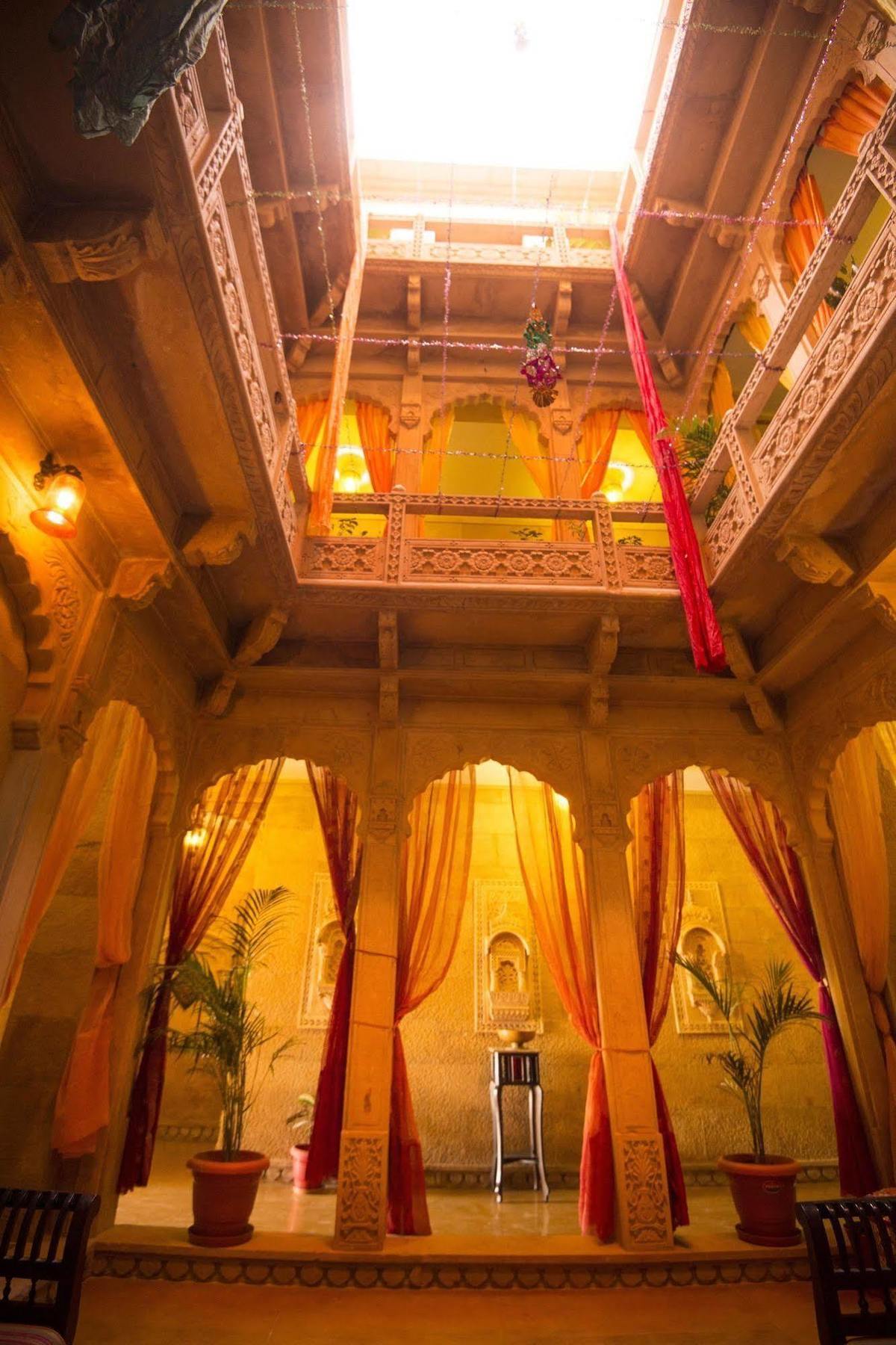 Hotel The Golden House Jaisalmer Buitenkant foto